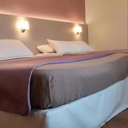 Modern Hotell
