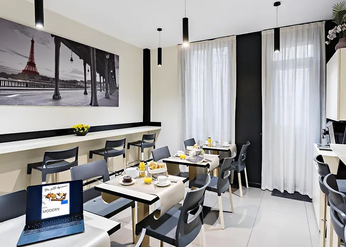 Modern Hotel 2*