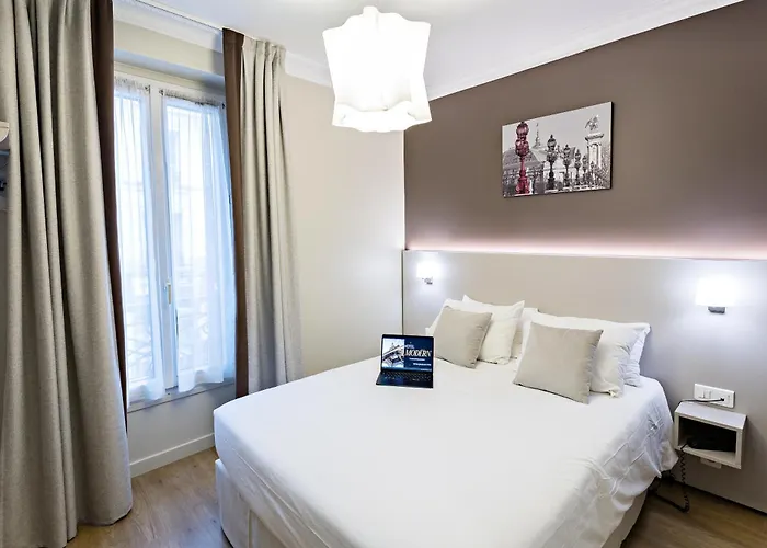 Hotel Modern