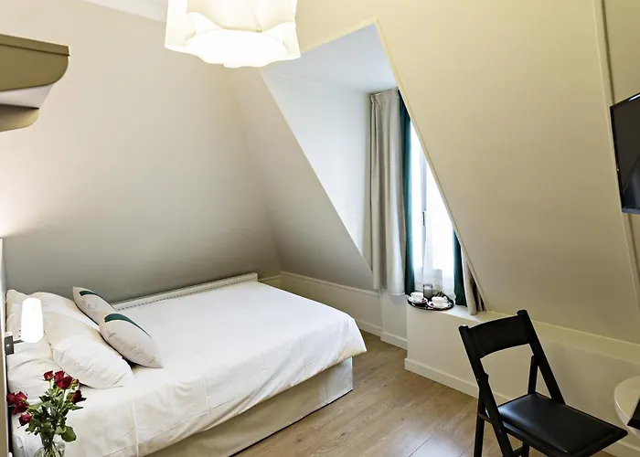 Modern Hotel 2*