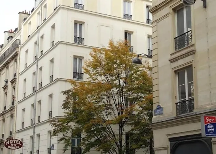 Modern Hotel 2*