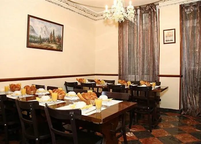 Modern Hotel 2*