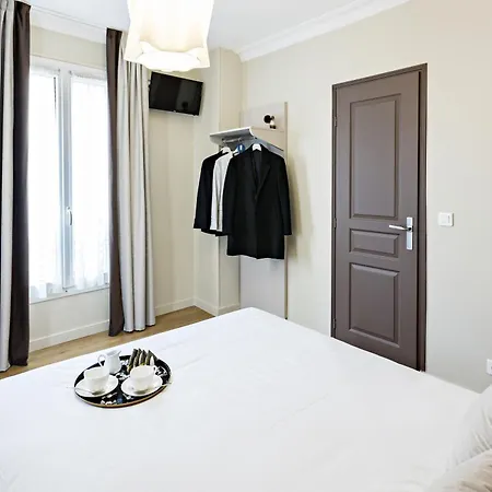 Szálloda Modern Párizs