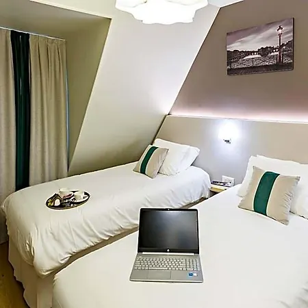 Modern Hotel