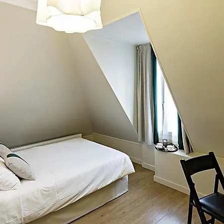 Hotel Modern