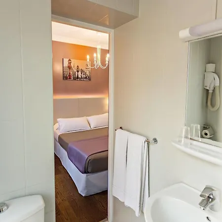 Modern 2* Paris