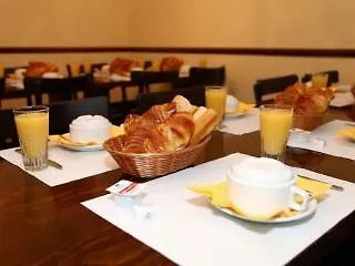 مودرن فندق باريس